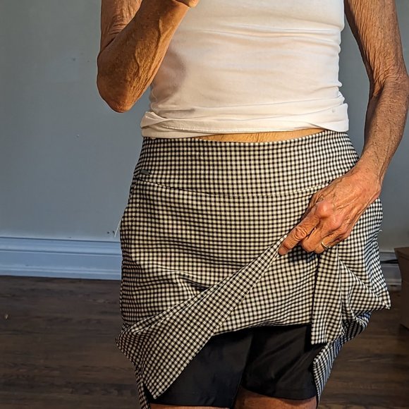 Skort - Picture 2 of 5